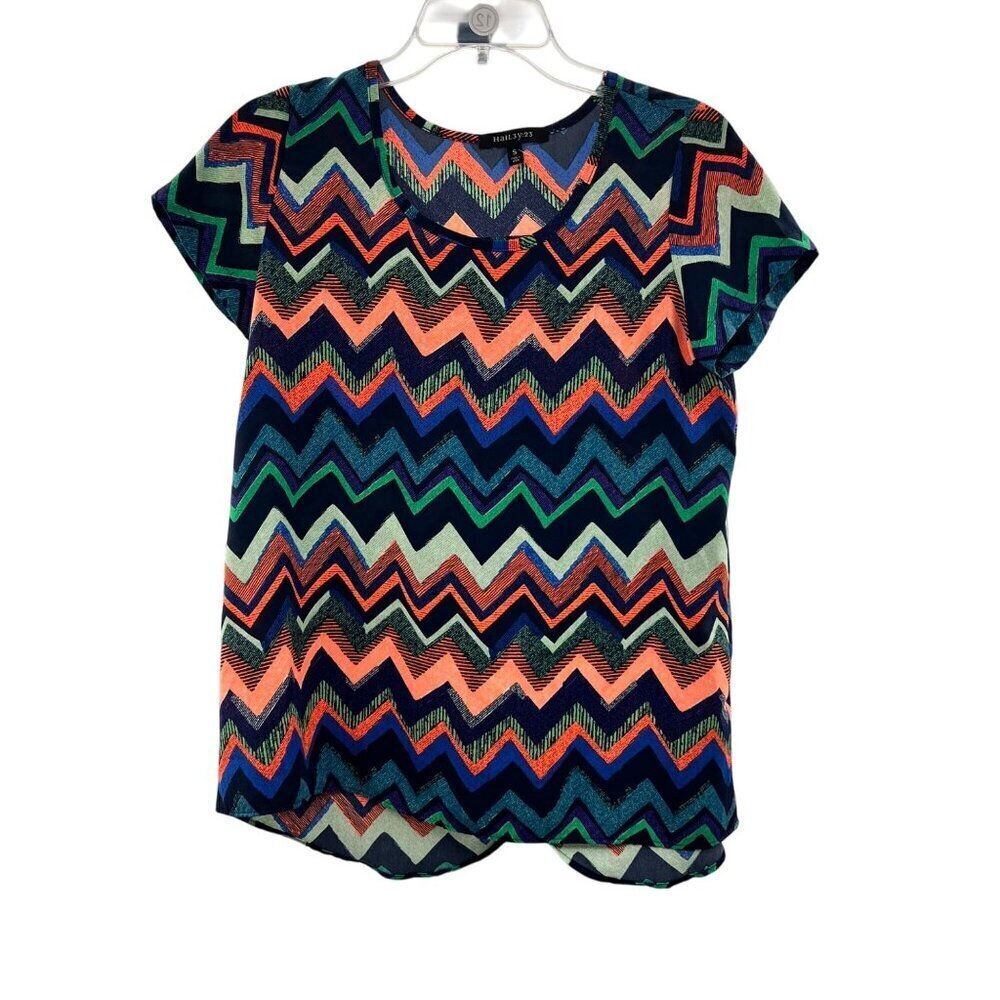 Hail3y:23 Women's Short Sleeve Split Back Multicolor Top Size Small